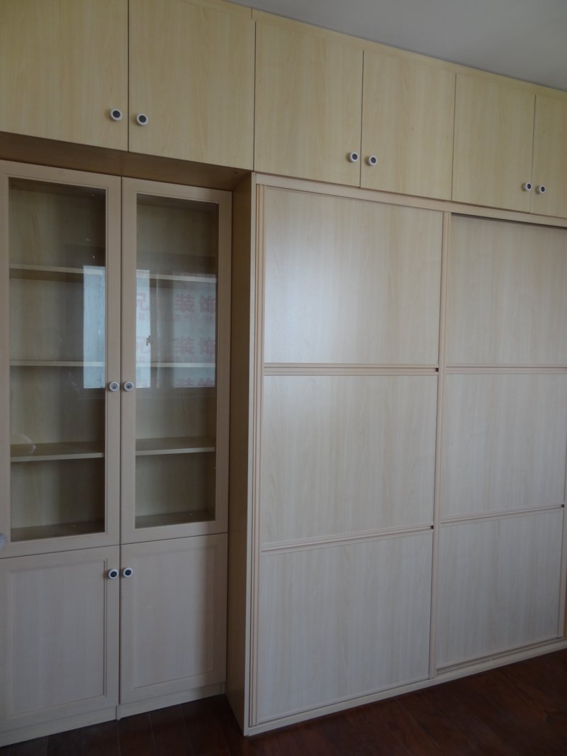 上海家具:传统工艺与现代生活的碰撞